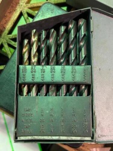 DRILL BIT SET