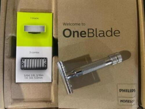 PHILIPS NORELCO ONE BLADE WITH ADDITIONAL SINGLE BLADE RAZOR