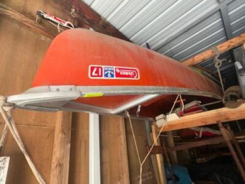 COLEMAN MARINE 17 FIBERGLASS CANOE