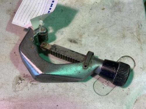 TUBING CUTTER