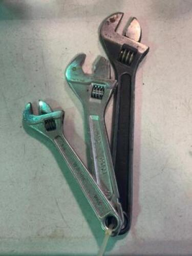 WRENCH SET