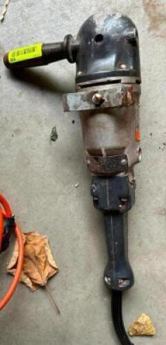 BLACK AND DECKER POLISHER