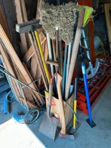 (1) LOT OF ASSORTED LONG HANDLE TOOLS