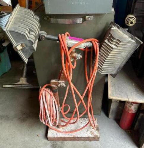 PORTABLE CORDED SHOP LIGHT
