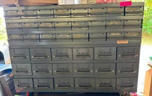 METAL HARDWARE STORAGE ORGANIZER