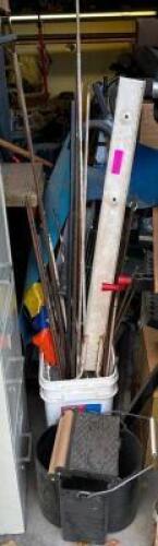 BUCKET WITH ASSORTED REBAR