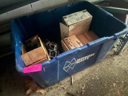 LARGE GROUP OF ASSORTED ANGLE IRON AND HARDWARE