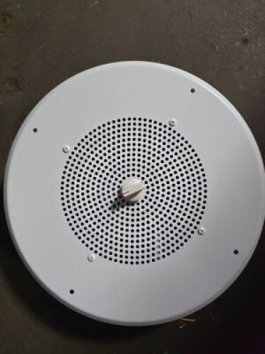 DESCRIPTION: (2) FLUSH WALL / CEILING MOUNT SPEAKERS BRAND/MODEL: PYLE INFORMATION: WHITE RETAIL$: $62.99 EA QTY: 2