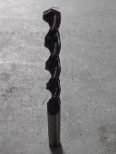 DESCRIPTION: (4) COBALT JOBBER DRILLS BRAND/MODEL: ACCUPRO 05927405 SIZE: 9.40mm RETAIL$: $191.96 QTY: 4