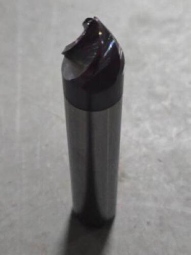 DESCRIPTION: (2) SOLID CARBIDE TAPER BARRELUTER END MILL BRAND/MODEL: ACCUPRO 03327152 SIZE: 30DEG PER SIDE RETAIL$: $514.98 QTY: 2