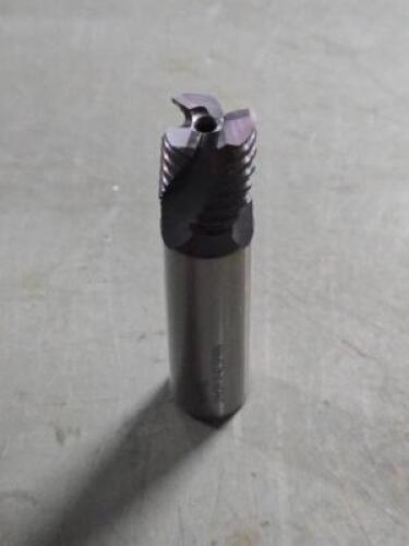 DESCRIPTION: (2) COBALT ROUGHING END MILLS BRAND/MODEL: HERTEL 62852363 SIZE: 5/8" DIA 5/8" LOC RETAIL$: $94.00 QTY: 2
