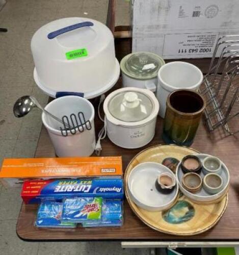 ASSSORTED KITCHEN MATERIALS AS SHOWN