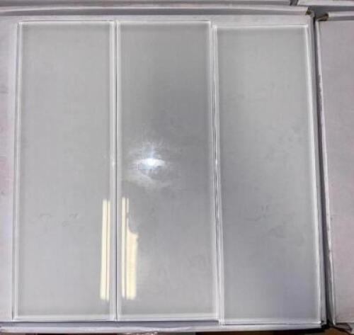 (653)- SQUARE FOOT OF GLASS SNOW MOSIAC TILES