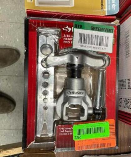 HUSKY Heavy-Duty Pro for 3/16 in. - 3/4 in. Tubing Flaring Tool