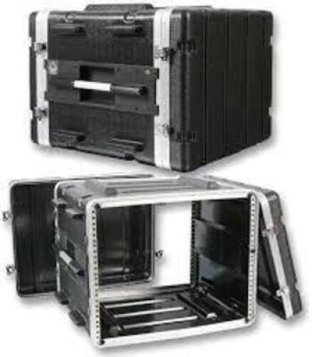 DESCRIPTION: (1) MULTICOMP RACK FLIGHT CASE BRAND/MODEL: MCM #555-15141 INFORMATION: BLACK CARRY CASE WITH SILVER ACCENTS AND HARDWARE SIZE: LARGE RET