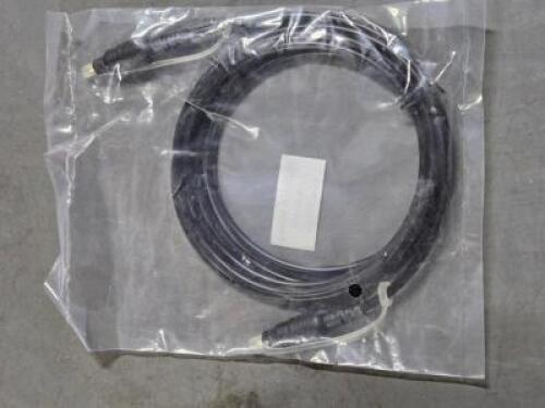 DESCRIPTION: (14) TOSLINK OPTICAL CABLE BRAND/MODEL: PSG0083 SIZE: 6' RETAIL$: $35.41 QTY: 14