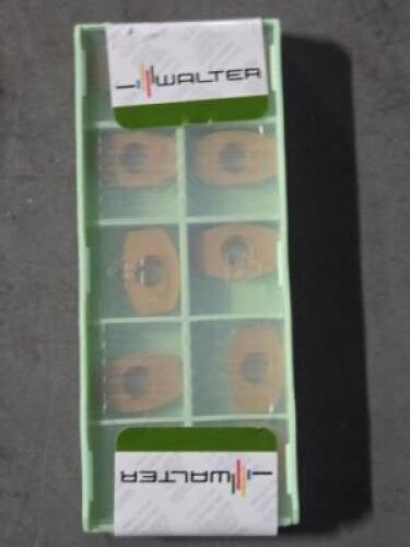DESCRIPTION: (40) CARBIDE MILLING INSERTS BRAND/MODEL: WALTER P2000-5516582 WAP35 RETAIL$: $450.00 QTY: 40