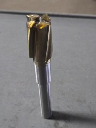 DESCRIPTION: (1) INTERCHANGABLE PILOT COUNTER BORE BRAND/MODEL: VC 08830424 SIZE: 21/32" DIA 1/2" SD RETAIL$: $199.08 QTY: 2