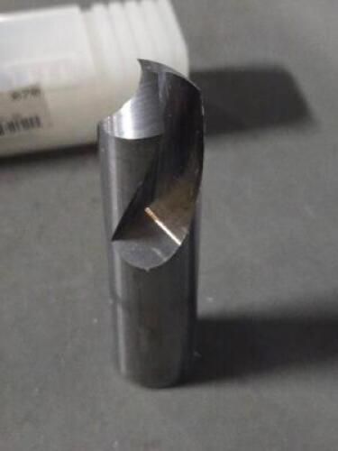 DESCRIPTION: (2) CARBIDE SPOTTING DRILL BRAND/MODEL: ACCUPRO 89698864 SIZE: 7/8" DIA 120* RETAIL$: $453.38 QTY: 2