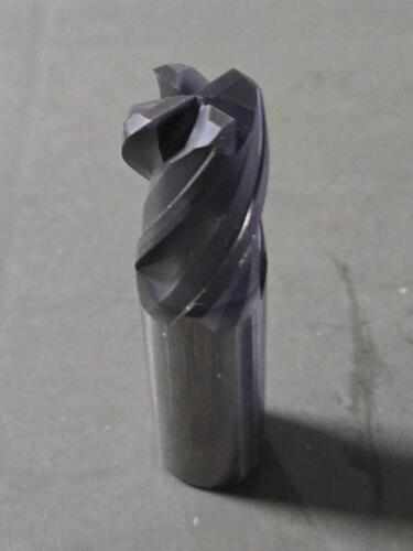 DESCRIPTION: (2) SOLID CARBIDE END MILL BRAND/MODEL: OSG 430-8716 SIZE: 1" DIA RETAIL$: $268.12 QTY: 2