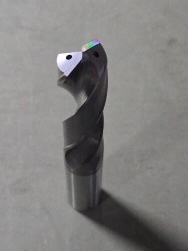 DESCRIPTION: (1) SOLID CARBIDE SML DRILL BIT BRAND/MODEL: ACCUPRO 61707170 SIZE: 18mm DIA RETAIL$: $596.92 QTY: 1