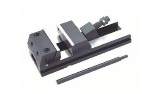 DESCRIPTION: (1) MACHINE VISE BRAND/MODEL: DAYTON 38MN12 SIZE: 5-7/8": JAW FACE WD 10: MAX RETAIL$: $740.92 QTY: 1