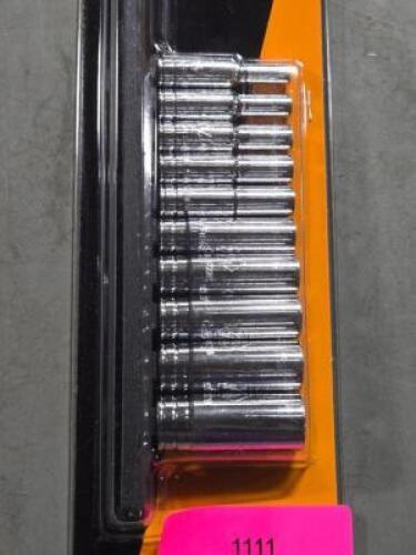 DESCRIPTION: (1) (10PC) DEEPWELL SOCKET SET BRAND/MODEL: GEAARWRENCH 80309D SIZE: 1/4" DRIVE RETAIL$: $42.24 QTY: 1