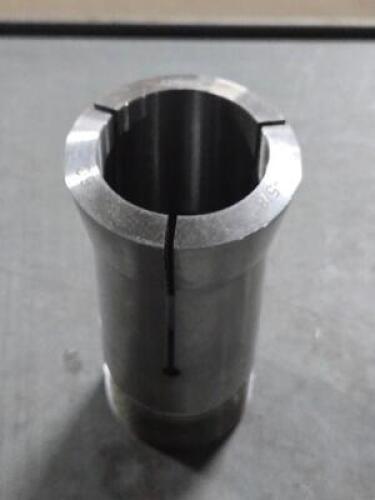 DESCRIPTION: (1) 16C ROUND COLLET BRAND/MODEL: LYNDEX 160-104 SIZE: 1-5-8" RETAIL$: $83.84 QTY: 1