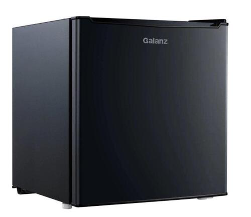 DESCRIPTION: (1) SINGLE DOOR MINI FRIDGE BRAND/MODEL: GALANZ/GL17BK INFORMATION: LOCATED AT SHAPIRO METAL SUPPLY RETAIL$: $74.24 SIZE: 1.7 CUFT, 19.09