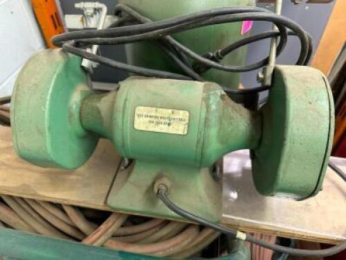 BALDOR BENCH GRINDER