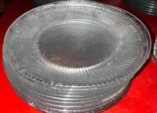 (30) 8" GLASS SALAD PLATES