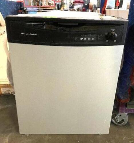 FRIGIDAIRE FULL CYCLE DISH WASHER