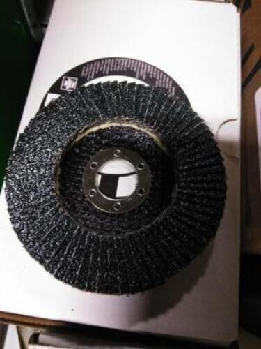 DESCRIPTION: (3) BOXES OF (10) PREMIUM FLAP WHEEL BRAND/MODEL: GLOBAL ABRASIVES INFORMATION: TYPE 27 ZF 40 SIZE: 4-1/2" X 7/8" QTY: 3