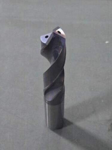 DESCRIPTION: (1) SOLID CARBIDE SML DRILL BIT BRAND/MODEL: ACCUPRO 61707170 SIZE: 18mm DIA RETAIL$: $596.92 QTY: 1