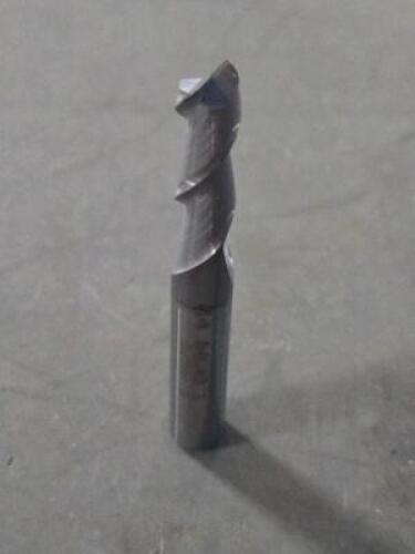 DESCRIPTION: )2) [SOLID CARBIDE SQ END MILL BRAND/MODEL: ACCUPRO 62919840 SIZE: 9/32" DIA 3/4" LOC RETAIL$: $64.46 QTY: 2