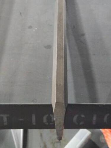 DESCRIPTION: (1) BULL POINT HEX SHANK CHISEL BRAND/MODEL: WESTWARD 22UU89 SIZE: 3/4" HEX SHANK 18" RETAIL$: $34.66 QTY: 1