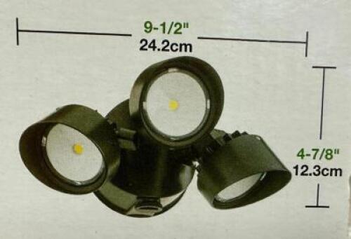 OUTDOOR LED FLOOD LIGHT