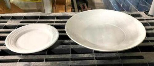 (6) WHITE EMBOSSED PORCELAIN BOWLS AND (16) PORCELAIN PLATES
