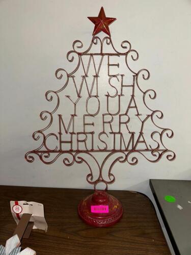 METAL HOLIDAY DECOR