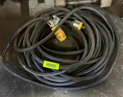 HEAVY DUTY ELECTRICAL EXTENSION CORD