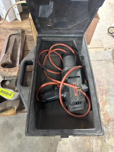 IMPACT WRENCH WITH CASE