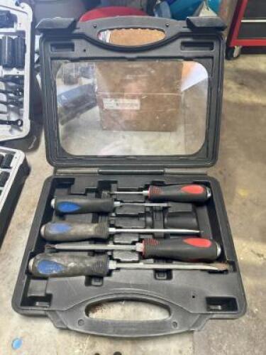 SCREWDRIVER SET
