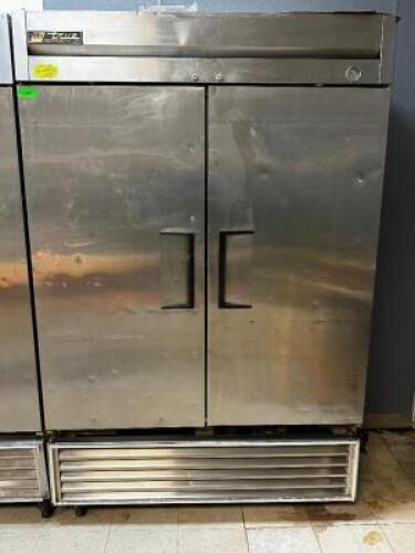 TRUE TWO DOOR REACH IN COOLER.