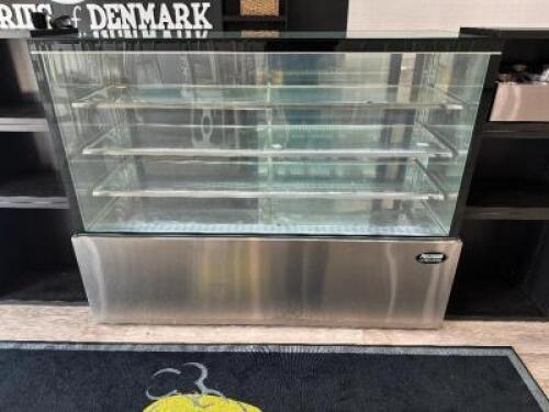 NORTH AMERICAN RESTAURANT EQUIPMENT 72" REFRIGERATED BAKERY DISPLAY CASE.