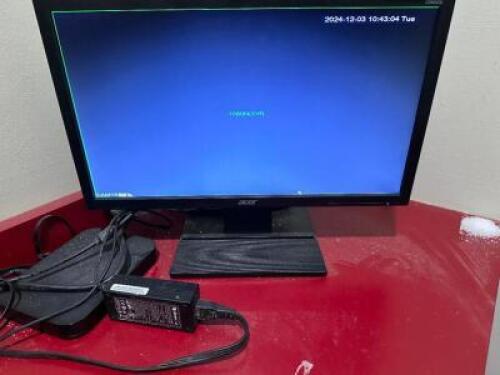 (4) SECURITY CAMERA SYSTEM W/ DVR RECORDER AND MONITOR