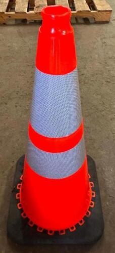 (40) ORANGE TRAFFIC CONES