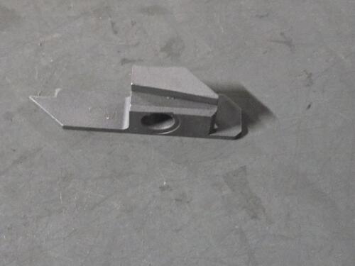 DESCRIPTION: (3) SEPARATOR CLAMP FOR INDEXABLES BRAND/MODEL: KENNAMETAL 1260383 RETAIL$: $149.20 QTY: 3