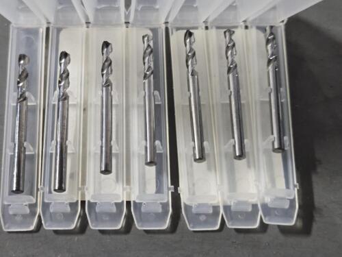 DESCRIPTION: (7) SOLID CARBIDE MICRO DRILL BITS BRAND/MODEL: ACCUPRO 61613550 SIZE: 2.44mm DIA RETAIL$: $143.60 QTY: 7