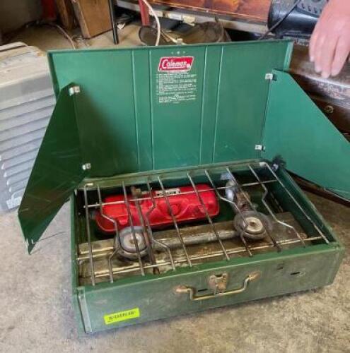 COLEMAN KEROSENE CAMPONG STOVE (GOOD CONDITION) - 22" X 13" X 6"