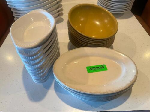 (1) LOT OF ASSORTED PLATES AND BOWLS